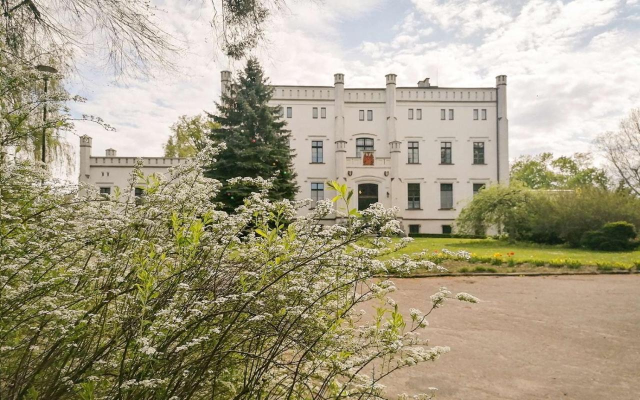 Palac Baloszyce Susz Dış mekan fotoğraf
